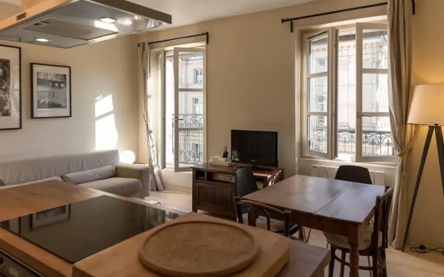 Rivoli Market I Comfortable 1 Bed Apt Near Hotel de Ville - photo 5