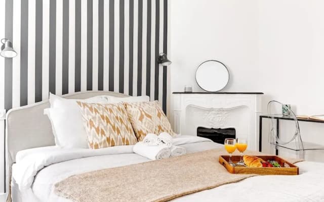 Chic 1BR by Eiffel Tower & Champ de Mars - photo 4