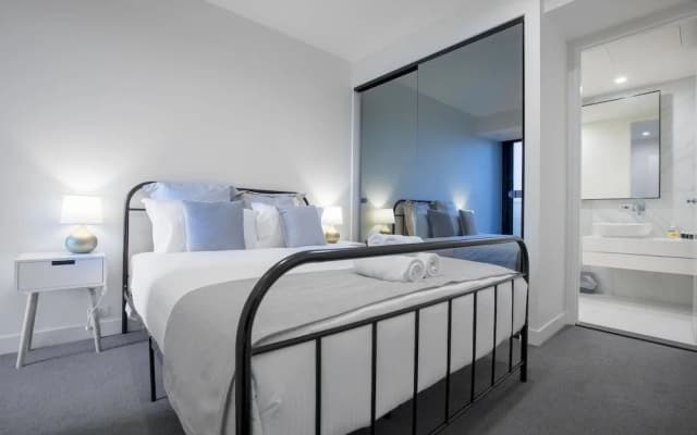 Sumptuous Incredible Cozy 2 Bed Near Cbd - photo 2