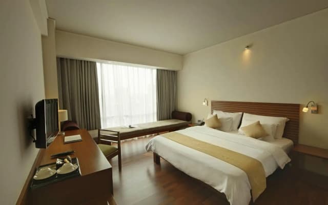 Mövenpick Hotel Jakarta City Centre - photo 4