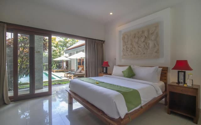 Echo Beach Villa - photo 2
