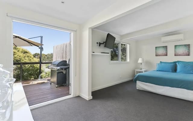 Front Beach House - photo 5