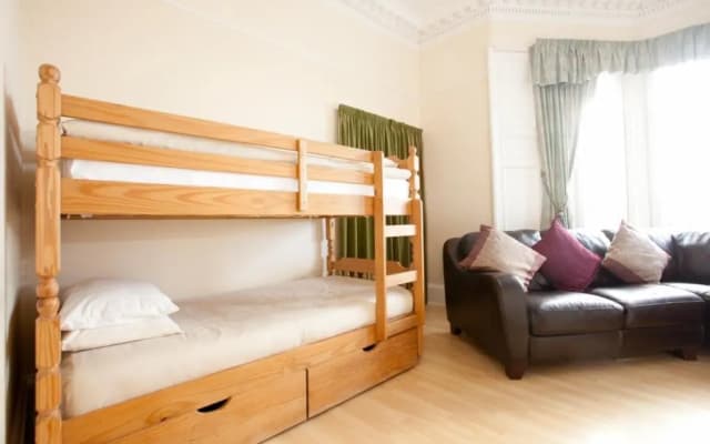 Garfield Guest House - photo 5
