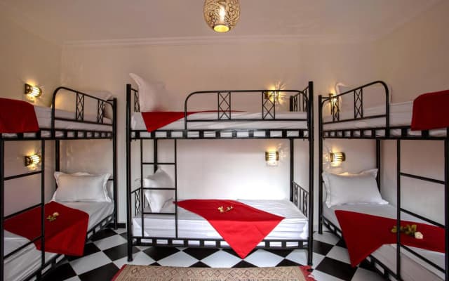 Amour d'auberge - Hostel - photo 5