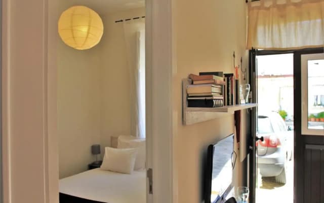 A Back Street Nest - photo 3