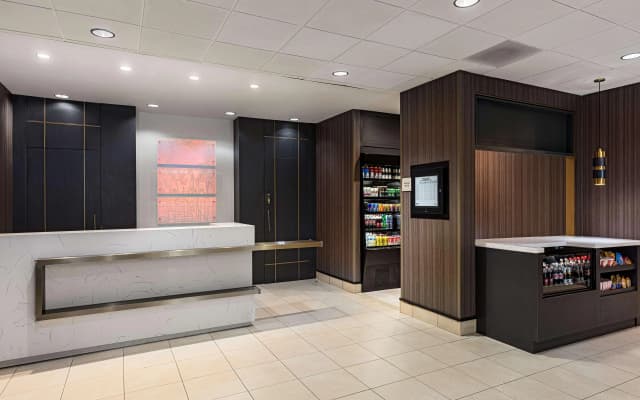 Hilton Garden Inn Los Angeles/Hollywood - photo 2