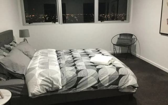 Sub Penthouse On Barkly Street - photo 2