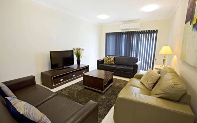 Astina Serviced Apartments - Central - photo 2