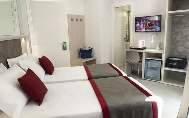 Merulana Holidays - photo 4