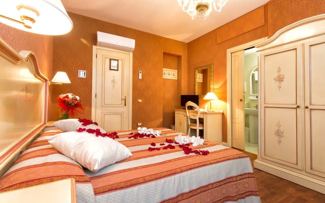 Hotel Conterie - photo 5