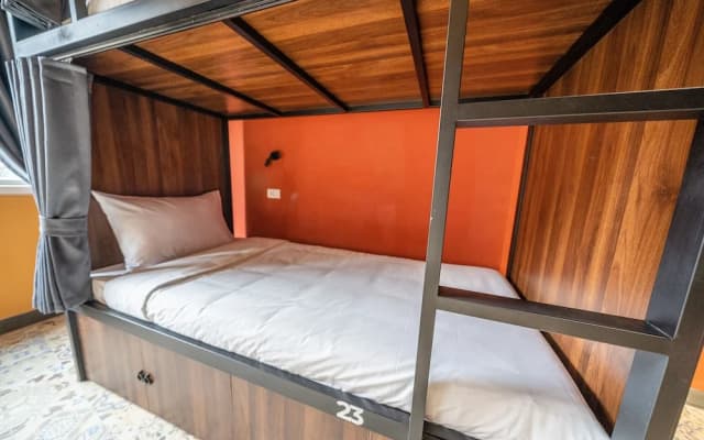 Mad Monkey Hanoi - Hostel - photo 3