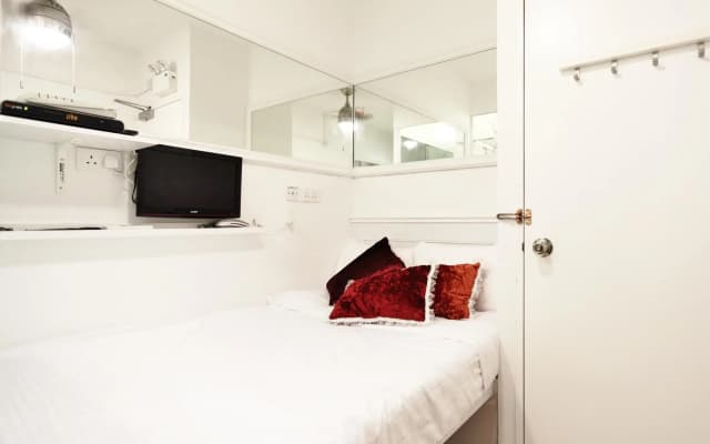 Apple Inn (Causeway Bay) - photo 2
