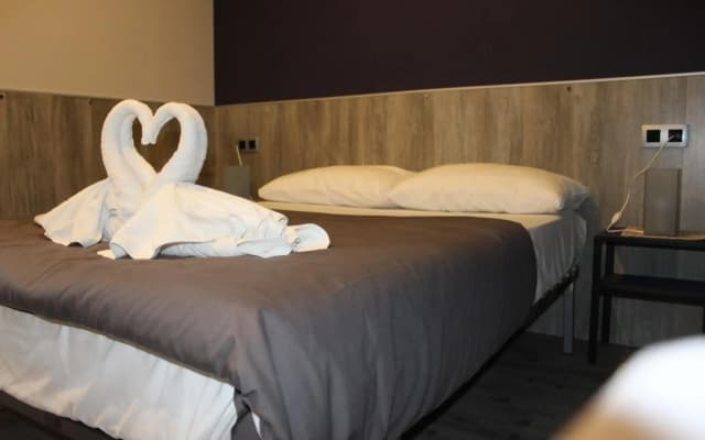 Bcn Condal Hostal - photo 2