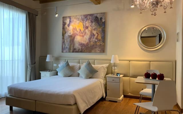Florence Art Apartments - photo 4