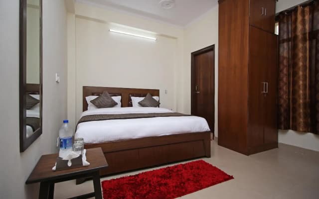 OYO 9273 Surya Palace - photo 5