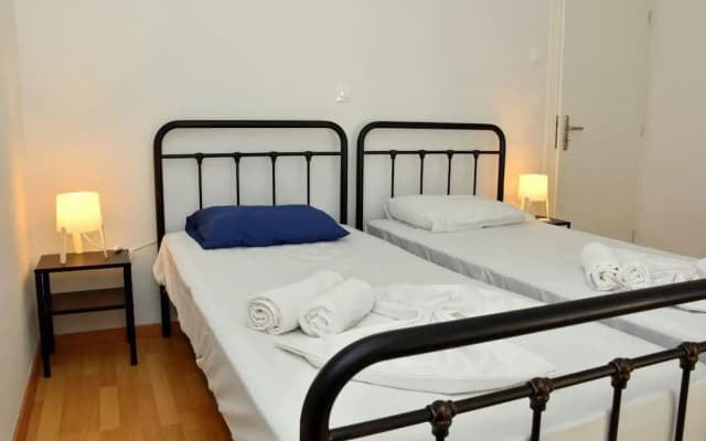 Filopappou view renovated apartment - photo 2
