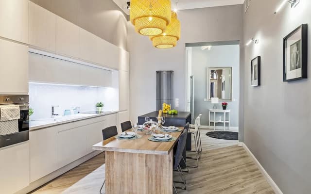 Luxury Central Budapest Home - photo 2