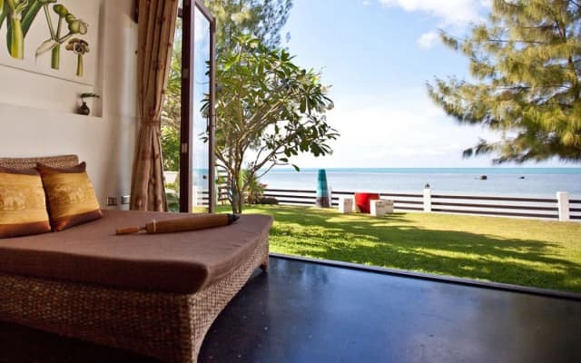 The Emerald Beach Villa 4 - photo 2
