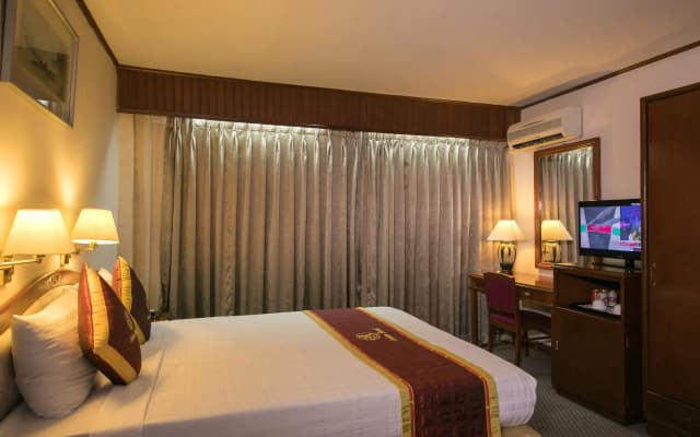 Asian Hotel - photo 3