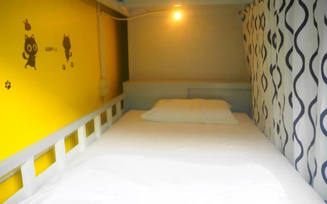 MeU2 And iSmile Hostel - photo 4