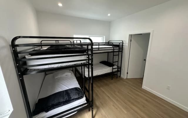 RoamHub Residences - photo 2