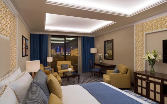 Al Najada Doha Hotel by Tivoli Hotel - photo 4