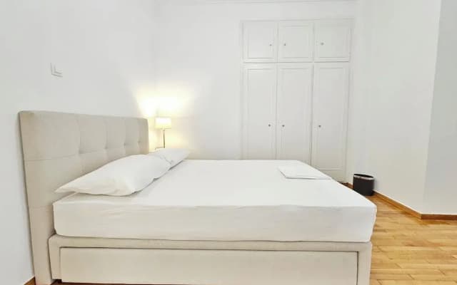 Athens Divas One Paradise - photo 5