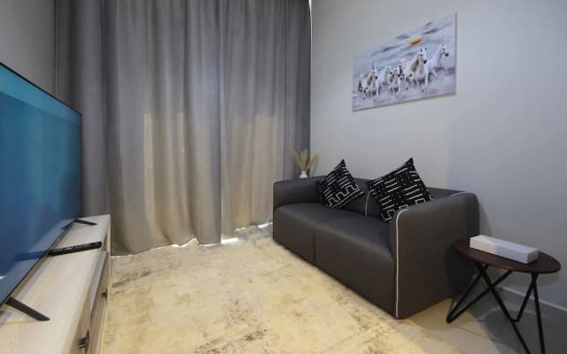 1 Bedroom Apartment in Reva Residences - photo 4