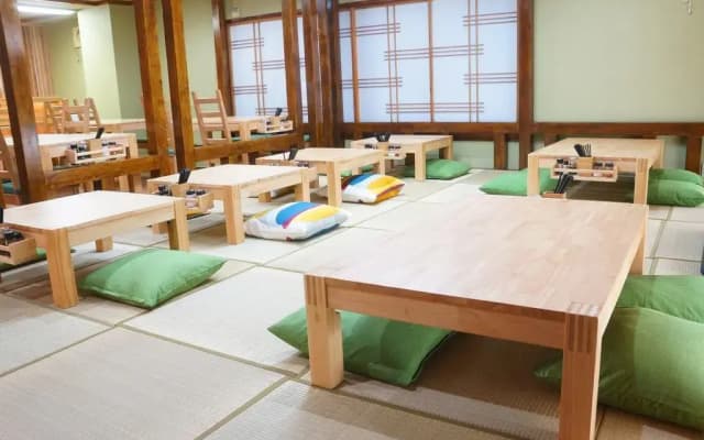 Capsule Hotel 310 - photo 4