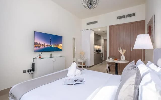 Large Balcony Studio 10mins From Dubai Mall - photo 3