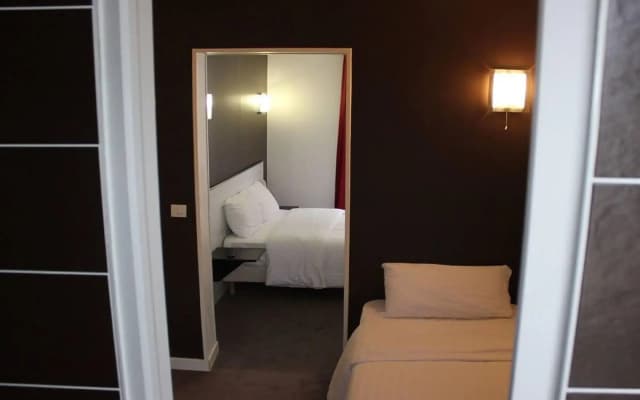 Royal Wagram - photo 3