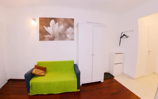 Joe's Apartments - 1010 - photo 3