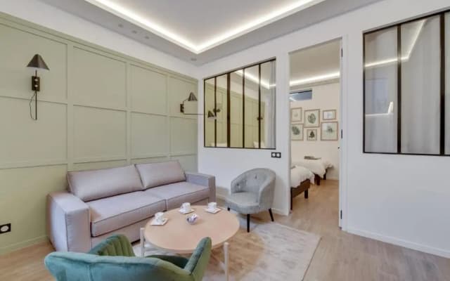 166 Suite Roza amazing flat near Notre Dame - photo 2