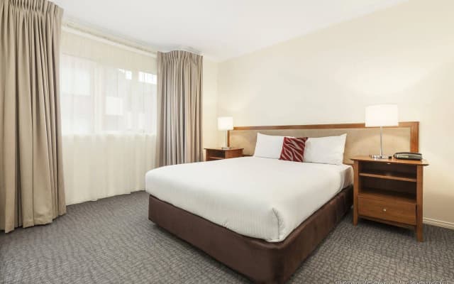 MainStay Suites Kew - photo 3