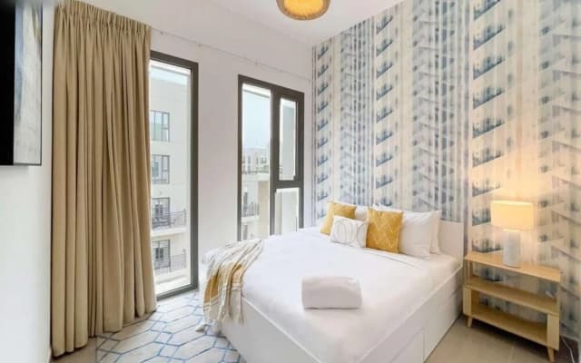Fancy 2BR Apt Town Square - photo 5