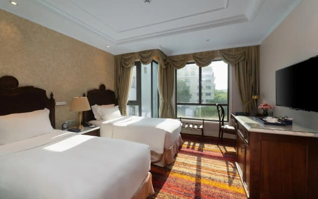 The Lapis Hotel - photo 4