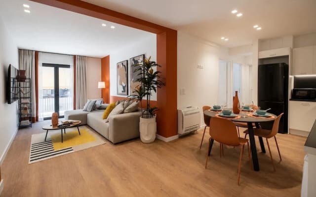 LIV - Upscale Athenian Apartment 3A - photo 2