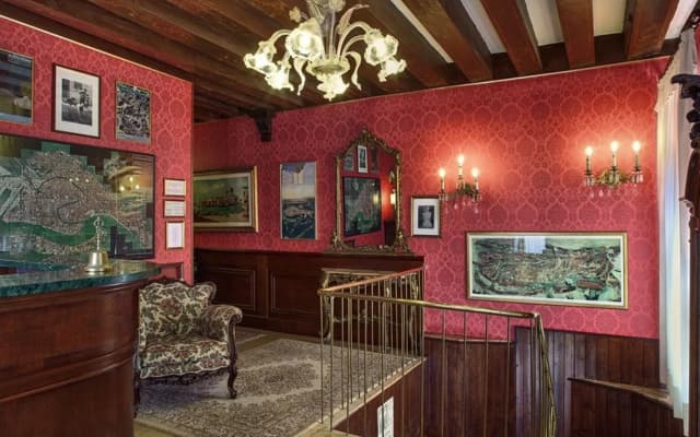 Hotel Galleria - photo 2