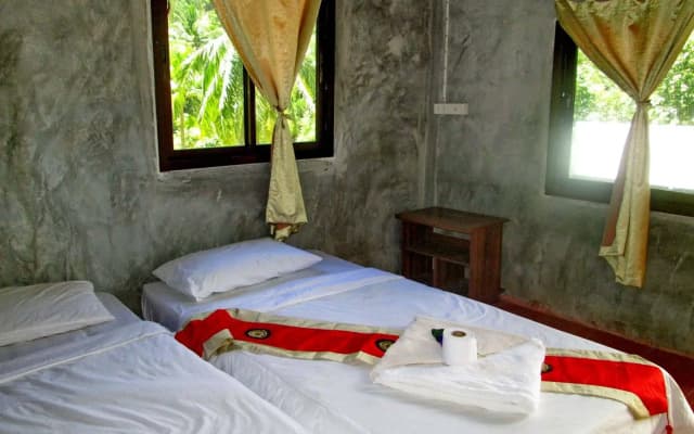 J Seaview Resort - photo 3