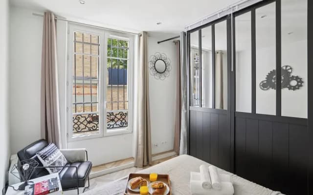 Modern Central Paris Flat by Les Halles - photo 3