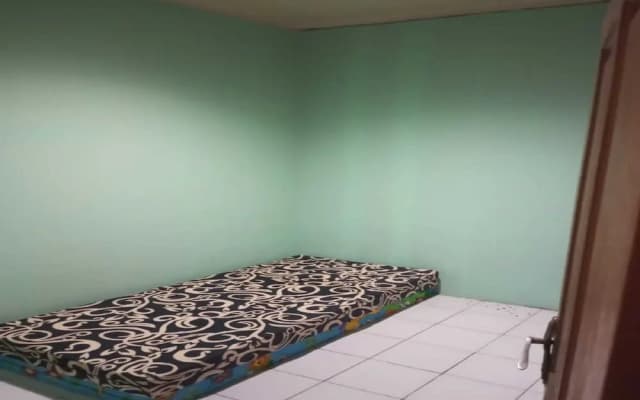 OYO 93887 John Residence - photo 4