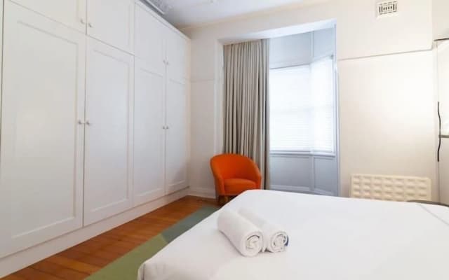 Spacious Art Deco apt. in Darlinghurst - photo 2