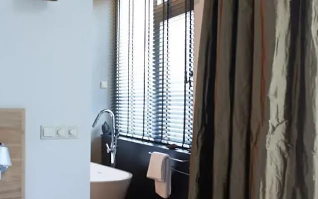 Suite 1888 - photo 4