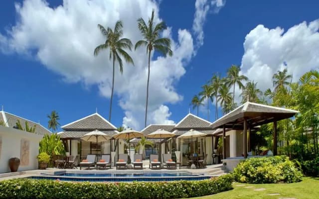 Champagne Private Pool Villa - photo 3