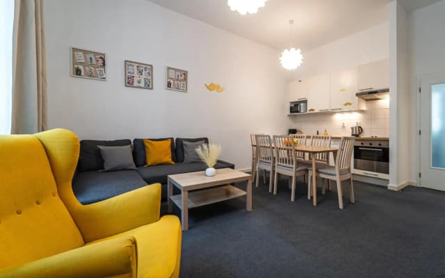 Little Tom Apartments - photo 4