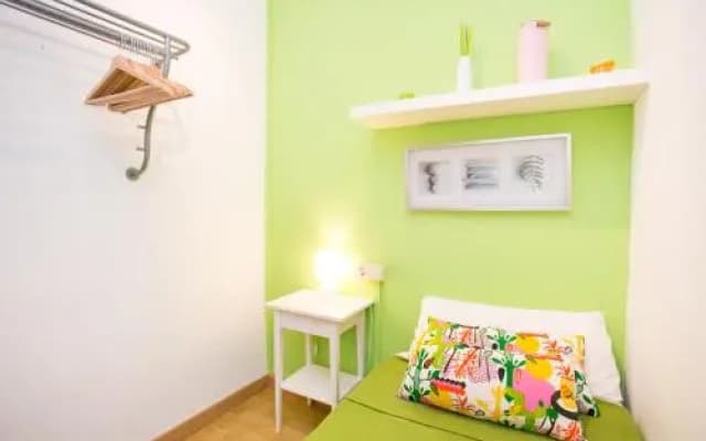 Ro Lively and bright apartment next to Blai st - photo 5