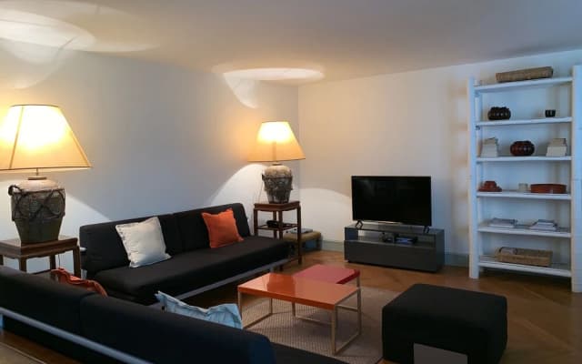 Apartment - 1 Bedroom - photo 2