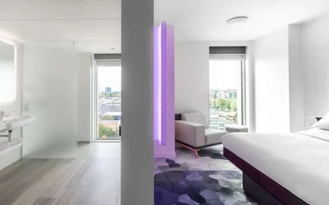 Hotel Amsterdam - photo 4
