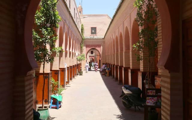 Literary Riad Hemingway - photo 4