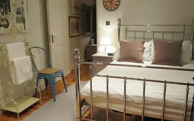 Clapham - magnificent new two-bed flat with private garden - photo 2